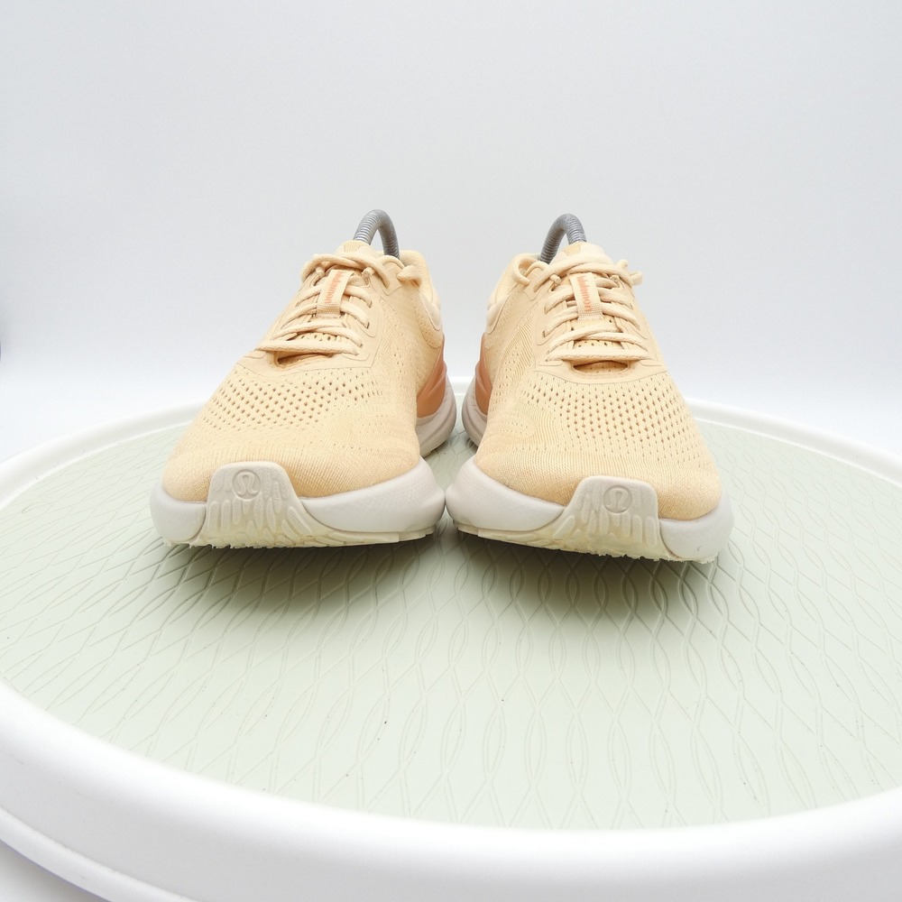 Lululemon Beyondfeel Running Shoes Haye Light Ivory Peach LW9FGCS Womens 8.5 - Picture 2 of 9